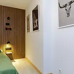 Apartamento Con Parking Gratis Al Lado Del Pilar - Alfonso *